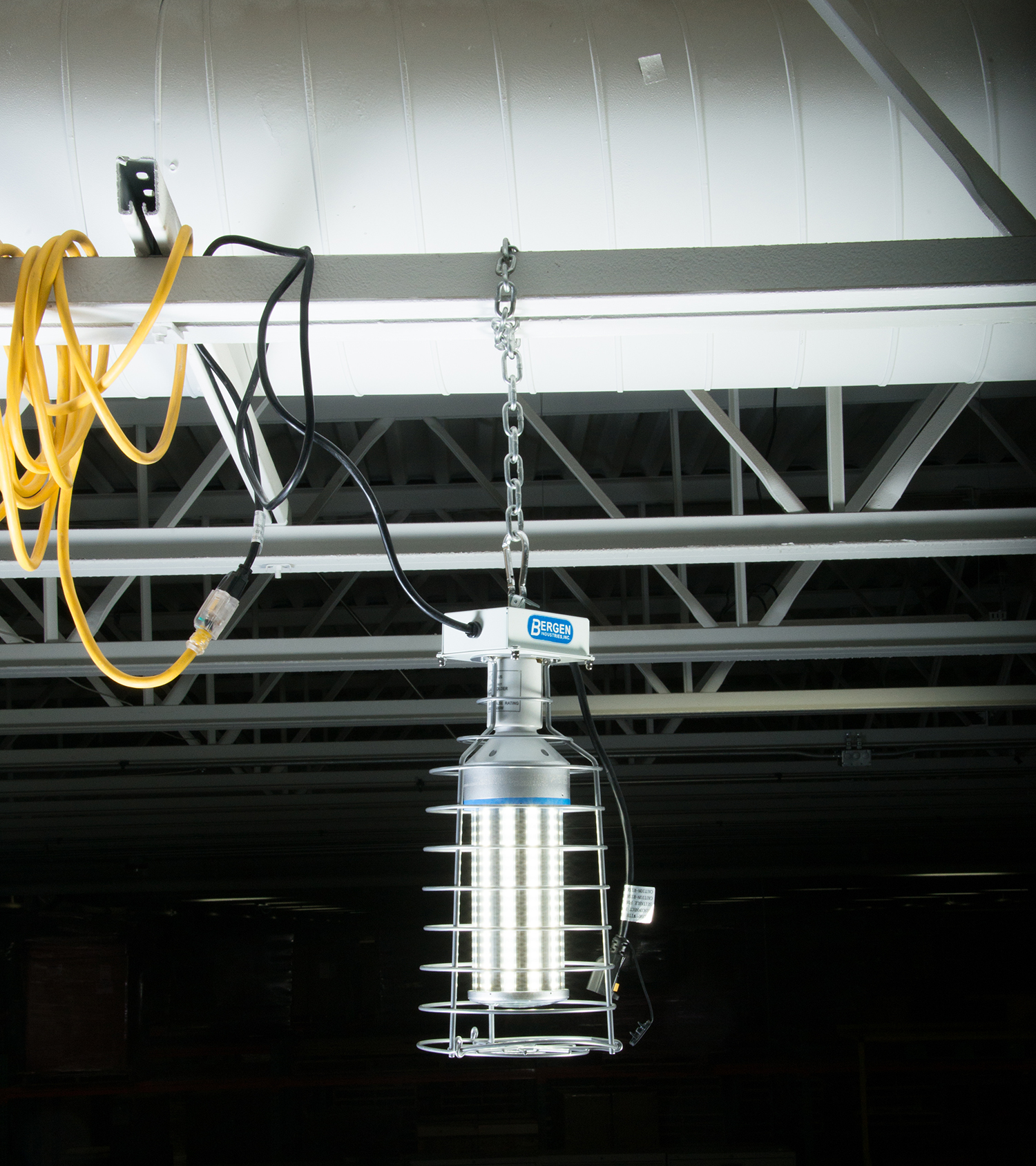 Extension Cord 100ft SJTW Yellow 12/3 Lighted End